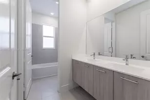 12259 SW 43rd St, Davie, FL 33330 - Photo 13