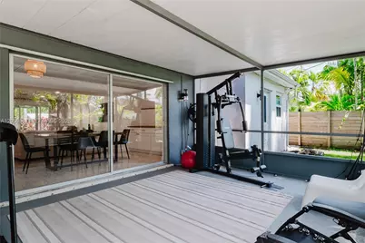 1106 N 13th Ct, Hollywood, FL 33019 - Photo 21