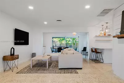 1106 N 13th Ct, Hollywood, FL 33019 - Photo 11