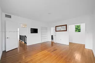 114 3 San Marino Terrace, Miami Beach, FL 33139 - Photo 11