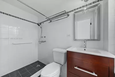 114 3 San Marino Ter, Miami Beach, FL 33139 - Photo 21