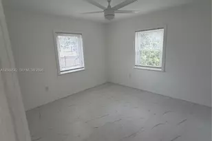 1005 NW 123rd St, North Miami, FL 33168 - Photo 9