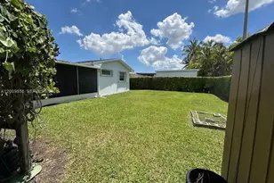 7814 SW 146th Ct, Miami, FL 33183 - Photo 9