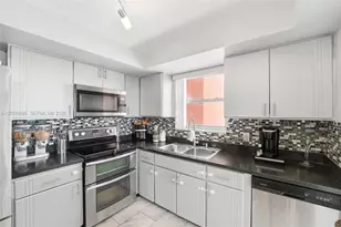 1301 NE Miami Gardens Dr, Miami, FL 33179 - Photo 13