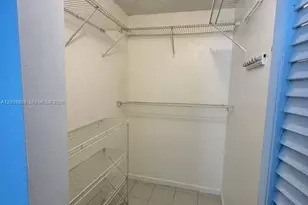 7000 NW 186th St, Hialeah, FL 33015 - Photo 9
