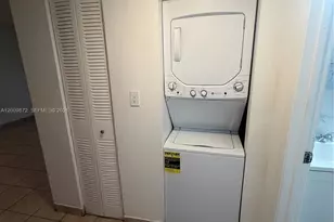 8185 NW 7th St, Miami, FL 33126 - Photo 21