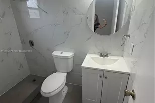 8185 NW 7th St, Miami, FL 33126 - Photo 17