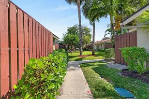 64 Meadows Dr, Boynton Beach, FL 33436 - Photo 31