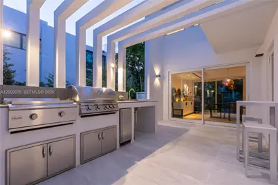 120 Knollwood Dr, Key Biscayne, FL 33149 - Photo 11