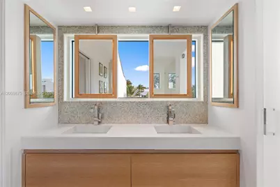 120 Knollwood Dr, Key Biscayne, FL 33149 - Photo 25