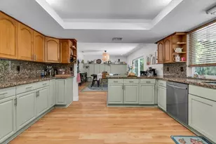 620 Lake Dasha Cir, Plantation, FL 33324 - Photo 11