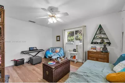 620 Lake Dasha Cir, Plantation, FL 33324 - Photo 23