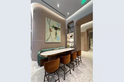 77 SE 5th Street #1614, Miami, FL 33131 - Photo 17
