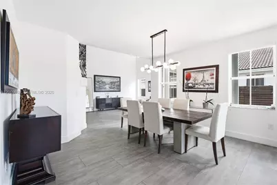 11090 NW 84th St, Doral, FL 33178 - Photo 5