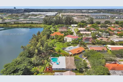 1960 SW 51st Ter, Plantation, FL 33317 - Photo 11