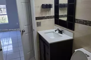 7420 W 20th Ave, Hialeah, FL 33016 - Photo 17
