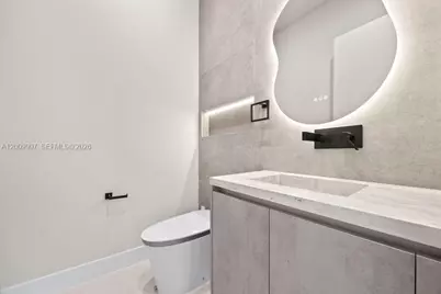 1137 NE 11th Ave, Fort Lauderdale, FL 33301 - Photo 9