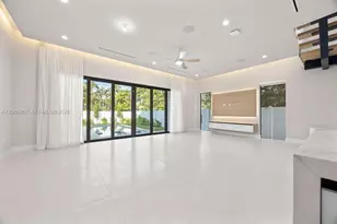 1137 NE 11th Ave, Fort Lauderdale, FL 33301 - Photo 7