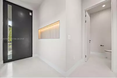 1137 NE 11th Ave, Fort Lauderdale, FL 33301 - Photo 11