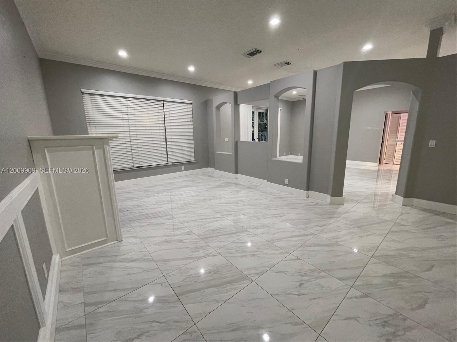 5263 SW 34th Way - 5263 SW 34th Way, Hollywood, FL 33312 Luxury Property | Jose Angel Pina