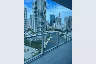 185 SW 7th St #2509, Miami, FL 33130 - Photo 13