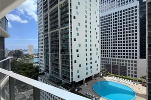 77 SE 5th St, Miami, FL 33131 - Photo 25