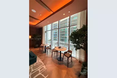 77 SE 5th St #1811, Miami, FL 33131 - Photo 35