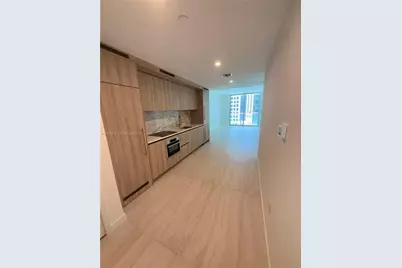 77 SE 5th St #1811, Miami, FL 33131 - Photo 11