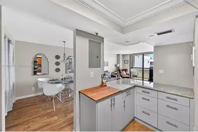 1775 Washington Ave #7B, Miami Beach, FL 33139 - Photo 3