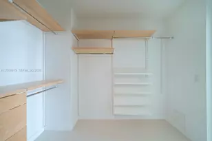 45 SW 9th St, Miami, FL 33130 - Photo 25