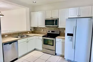 669 NW 42nd Ave, Plantation, FL 33317 - Photo 5