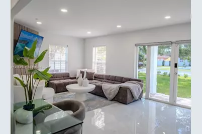 1435 Grant St, Hollywood, FL 33020 - Photo 7