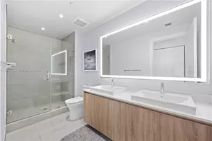 2960 NE 207th St, Aventura, FL 33180 - Photo 13