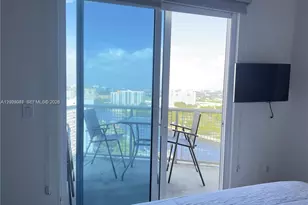 10 SW South River Dr, Miami, FL 33130 - Photo 7