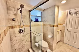 3551 NE 169th St, North Miami Beach, FL 33160 - Photo 9