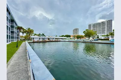 3551 NE 169th St #105, North Miami Beach, FL 33160 - Photo 27