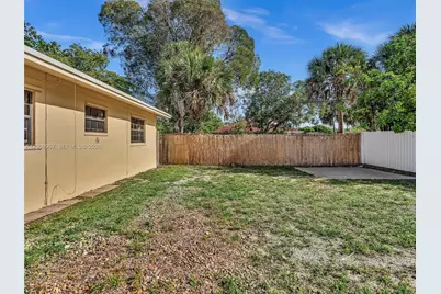 1322 SW 26th Ter, Fort Lauderdale, FL 33312 - Photo 31