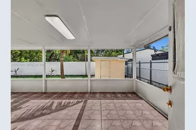 1322 SW 26th Ter, Fort Lauderdale, FL 33312 - Photo 27