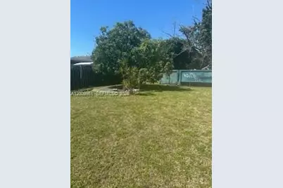3128 NW 65th St, Miami, FL 33147 - Photo 13