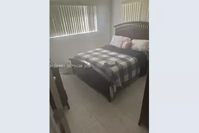 3128 NW 65th St, Miami, FL 33147 - Photo 9