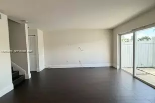4590 SW 68th Ct Cir, Miami, FL 33155 - Photo 9
