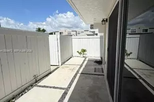 4590 SW 68th Ct Cir, Miami, FL 33155 - Photo 5