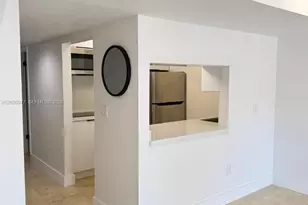 260 NW 107th Ave, Miami, FL 33172 - Photo 15