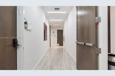 20200 W Dixie Hwy 1208 Hwy, Miami, FL 33180 - Photo 23