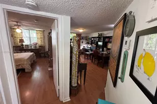 8225 Lake Dr, Doral, FL 33166 - Photo 29