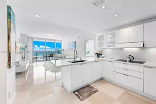6799 Collins Ave, Miami Beach, FL 33141 - Photo 15