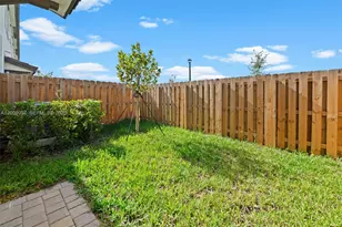2400 SE 29th St, Homestead, FL 33035 - Photo 25