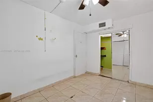 5925 SW 64th St, South Miami, FL 33143 - Photo 21