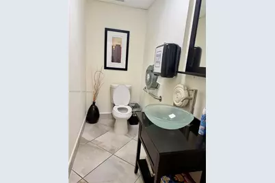 150 Westward Dr #5, Miami Springs, FL 33166 - Photo 9