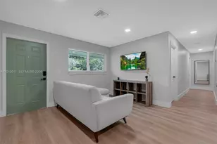 700 NW 18th St, Fort Lauderdale, FL 33311 - Photo 3